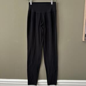 Lululemon Black Wunder Under Leggings - 4